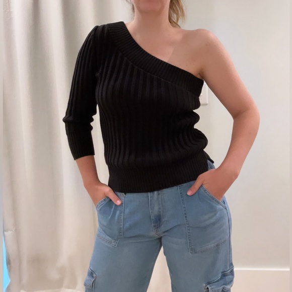 FRAME / Revolve 100% Cotton Chunky One Shoulder Black Sweater - Picture 10 of 10